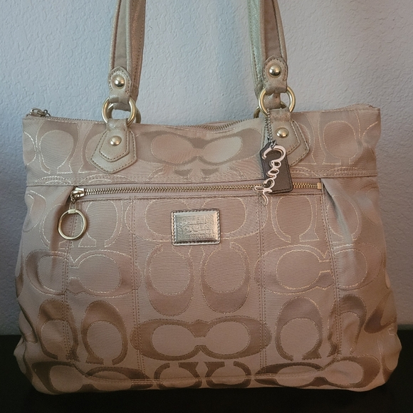 Coach Handbags - Coach Poppy Lurex Glam Signature Shoulder bag/Tote